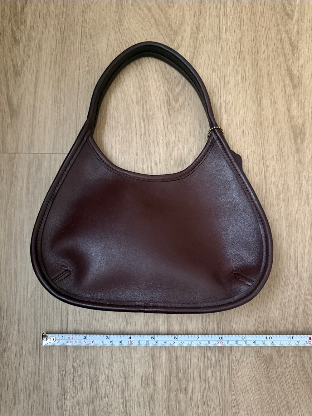 Vintage Coach Mini Ergo Hobo Shoulder Bag in Dark Mahogany Brown Leather - Picture 3 of 9